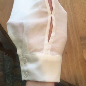 NWOT Ro & De sheer open sleeve blouse